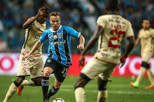 Barca sichert sich Kaufoption für Brasilianer Arthur