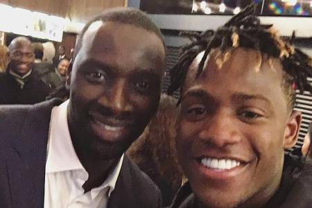 Der Nationalspieler liebt die große Bühne und prominente Gesellschaft. Den weltbekannten Schauspieler Omar Sy ('Ziemlich bes...