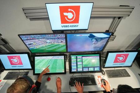 Schiedsrichter-Quartett erweitert Kreis der Video-Assistenten