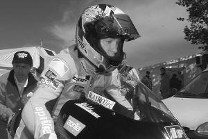 Schweigeminute: Motorrad-Teams würdigen Ralf Waldmann