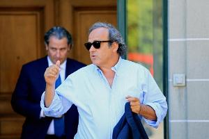 Platini wettert gegen seine Sperre: Beim CAS und der FIFA sitzen "Müll-Richter"