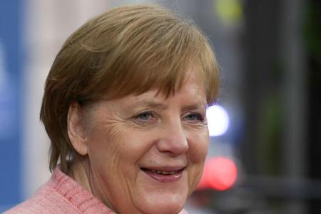 Bundesregierung sagt erneut Unterstützung für EM-Bewerbung zu