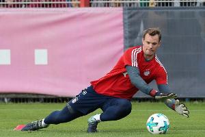 FC Bayern: Neuer erstmals im Torwarttraining