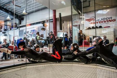Indoor Skydiving: Team Airbus bei Premiere deutscher Meister