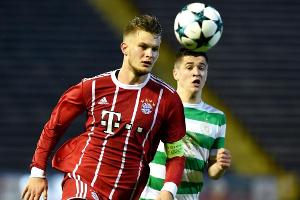 Bayern binden Abwehrtalent Mai bis 2021