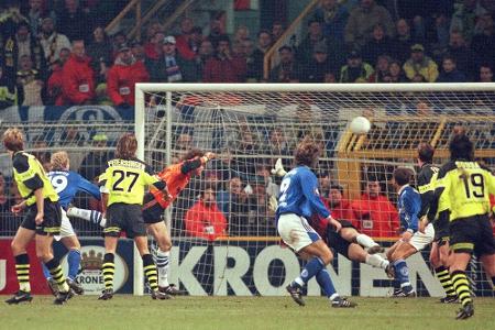 Hundebiss, Nebel und ein 4:4 - die elf größten Derby-Momente