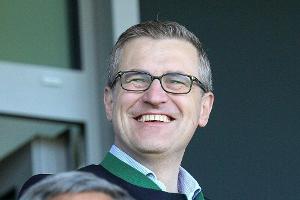 Medien: Bayern-Finanzvorstand Dreesen wegen Kreislauf-Kollaps abgereist