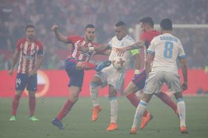 Europa-League-Finale: Pyro-Show zum Anpfiff