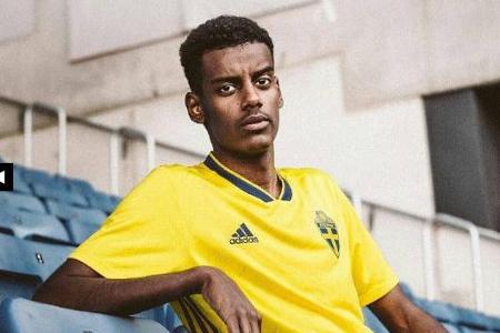 Als Vorbilder für das Trikot der Schweden galten die Shirts von 1988 und 1922.
Bildquelle: Twitter