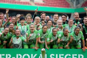 Großer Empfang für Wolfsburgs Double-Gewinnerinnen