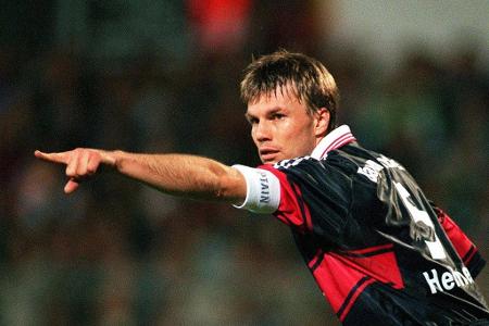 Kam 1992 von Borussia Dortmund - 3,75 Millionen Euro Ablöse - 244 Spiele für Bayern - 31 Tore
