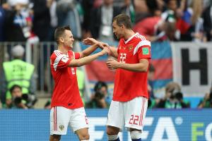 Sieg gegen Salahs Ägypten: Russland feiert die nächste WM-Party