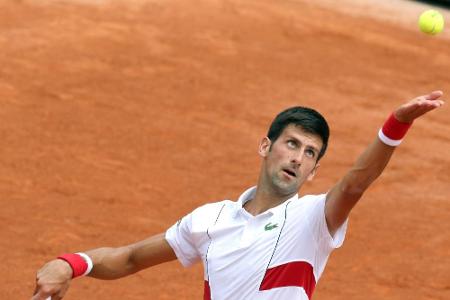Djokovic zieht mühelos ins Viertelfinale von Paris ein