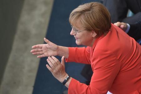 Bundeskanzlerin Merkel besucht Weltmeister im Trainingslager