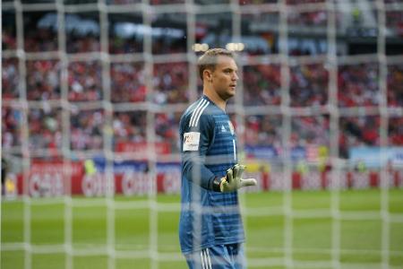 Bild: Letzte Untersuchung bei Neuer positiv