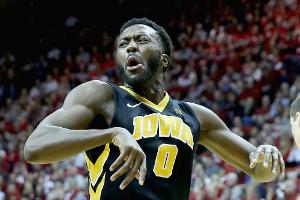 Würzburgs Basketballer verpflichten Olaseni