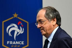 Frankreichs Verbandspräsident La Graet aus Teamhotel ausgesperrt