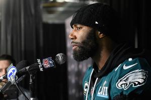 "Ihr hört nicht zu": Stummer Protest von Super-Bowl-Champion Jenkins