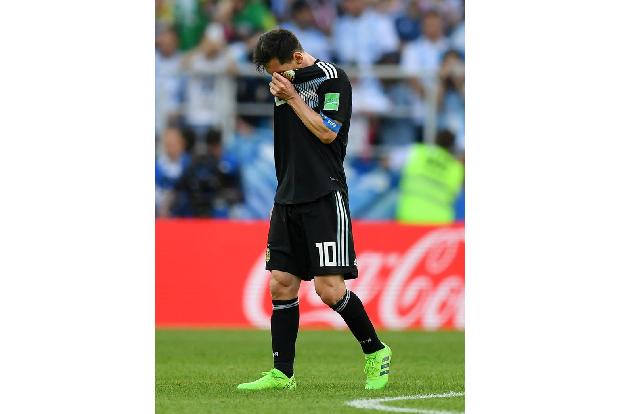 <p>Lionel Messi und Argentinien sind mit einer kleinen Blamage in die Fußball-WM gestartet. Beim 1:1 gegen Island versagten ...