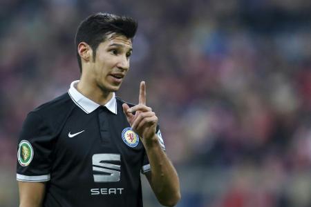 Marcel Correia: Jahn verpflichtet erfahrenen Verteidiger