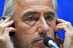 Nach Abschied von Australien: Van Marwijk lässt Zukunft offen
