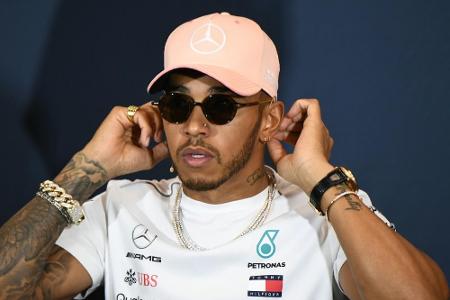 Formel-1-Champion Hamilton drückt England die Daumen: 