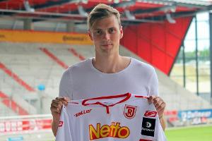 Regensburg leiht Strömgaard Sörensen für ein weiteres Jahr aus