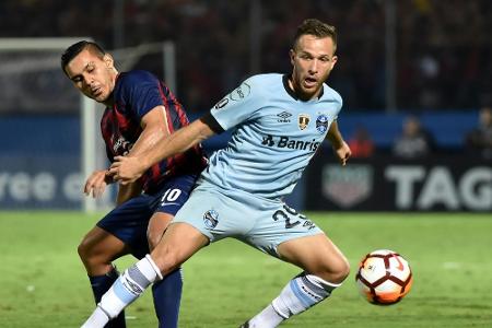 Barcelona holt brasilianisches Mittelfeldtalent Arthur