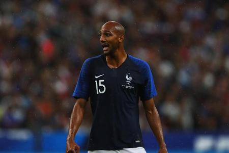 Der groß gewachsene Mittelfeldspieler kam als Absicherung und köpfte zwei wichtige Bälle aus dem eigenen Strafraum.