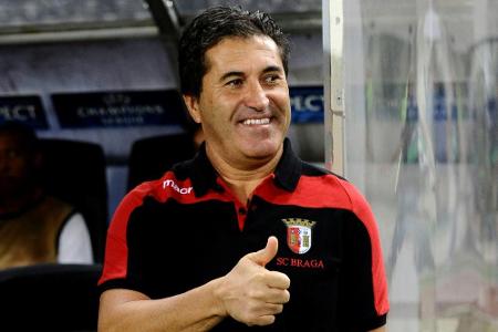 Chaos-Klub Sporting Lissabon findet neuen Trainer