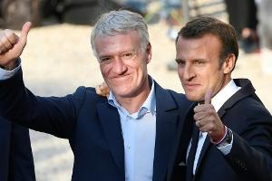 Weltmeister Frankreich erhält Orden der Ehrenlegion