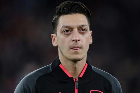 FC Arsenal: Özil fliegt mit nach Singapur