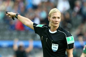 DFB: Brych und Steinhaus "Schiedsrichter des Jahres"