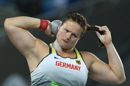 Schwanitz und Storl glänzen mit der Kugel