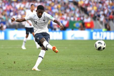 'Er macht fantastische Dinge', lobte Frankreich-Coach Didier Deschamps Ousmane Dembélé vor der WM, belohnte den 21-Jährigen ...