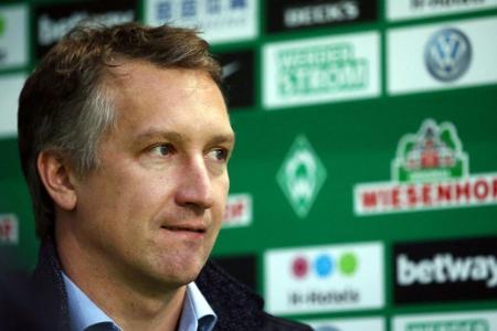 Werder verleiht Schmidt nach Wiesbaden