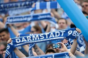 Darmstadt stattet Trio mit Profivertrag aus