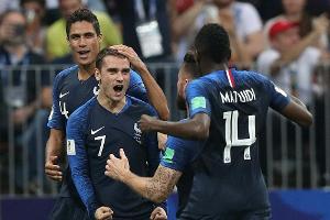 Frankreich beerbt Deutschland - Deschamps auf einer Stufe mit Beckenbauer