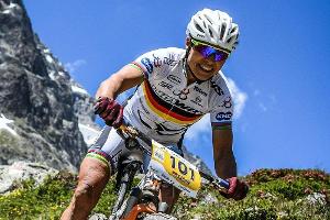 Olympiasiegerin Spitz bei Mountainbike-Weltcup verletzt