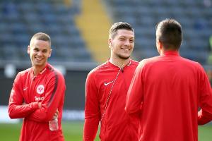 Testspiel: Frankfurt feiert Kantersieg in Wiesbaden