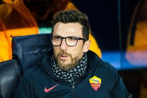 Schlag gegen die Ersatzbank: Roma-Coach erleidet Handbruch