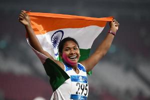 Inderin Barman mit zwölf Zehen zum Siebenkampf-Gold