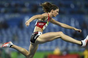 Schweizerin Sprunger holt Gold über 400 m Hürden