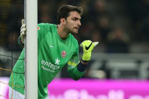 Bremen verpflichtet Torwart Kapino