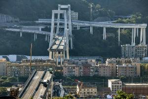 Früherer Fußballprofi überlebt Brückeneinsturz in Genua