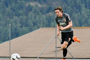 Augsburg gewinnt Härtetest in Newcastle