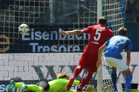 Köln startet Unternehmen Wiederaufstieg erfolgreich