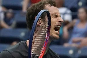 Murray verliert beim Grand-Slam-Comeback, Wawrinka in Runde drei