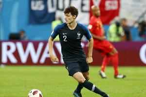 Weltmeister Pavard frühzeitig ins VfB-Training eingestiegen
