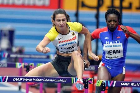 Lobe im Halbfinale über 100 Hürden